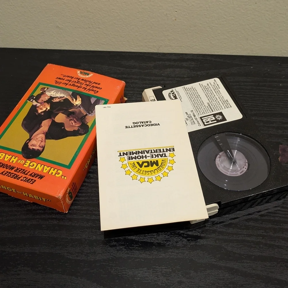 MCA VHS  with Orange and Green Cover Elvis Presley Change Of Habit - Picture 5 of 6